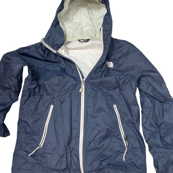 The North Face Men's Medium Rain Jacket - Picture 4 of 5